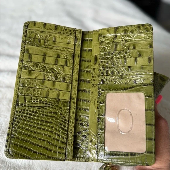 Brahmin Veronica Trifold Wallet - Picture 2 of 4